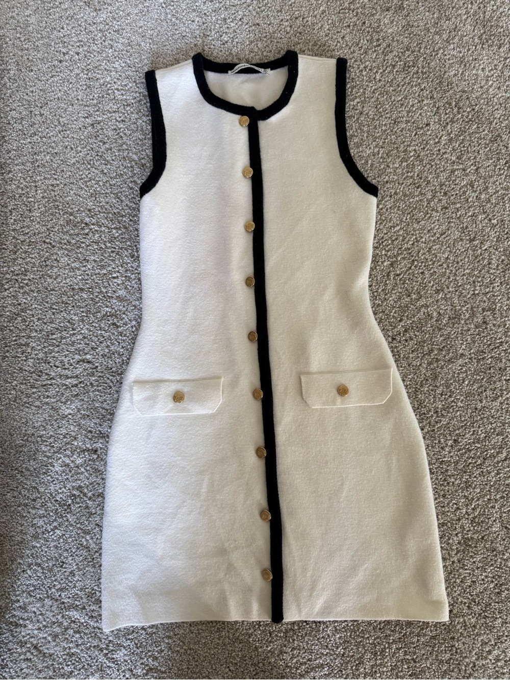 ABERCROMBIE BLACK AND WHITE DRESS